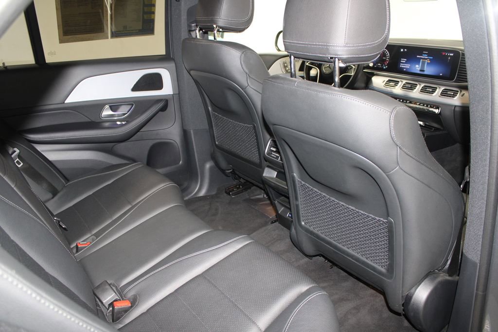 Used 2024 Mercedes-Benz GLE 450e 4MATIC image 32