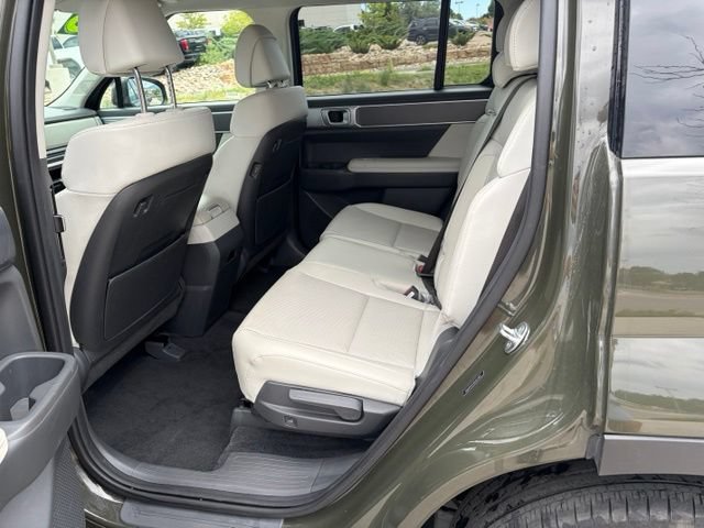 Used 2025 Hyundai Santa Fe SEL AWD/4WD image 13