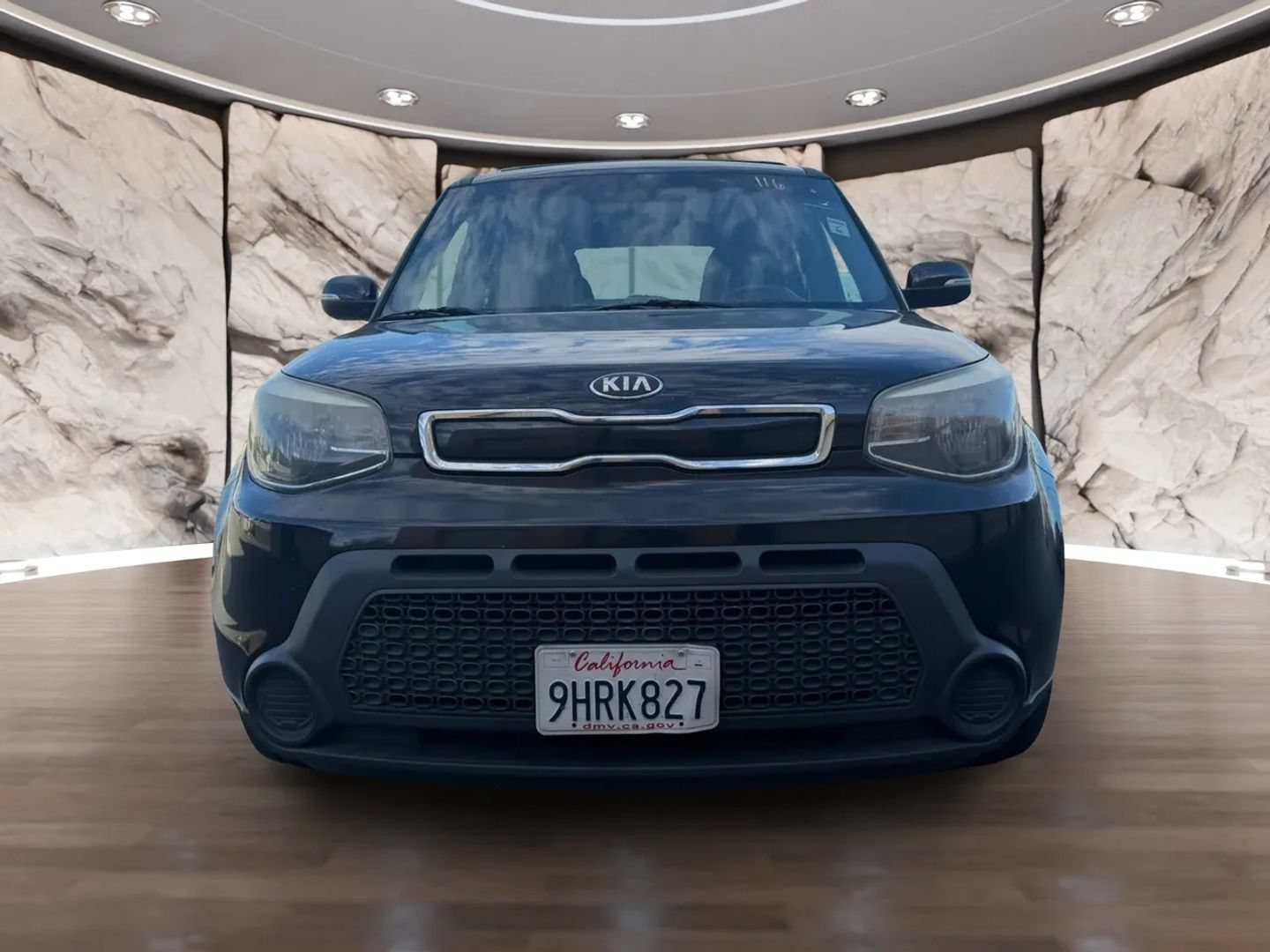Used 2014 Kia Soul + FWD image 2
