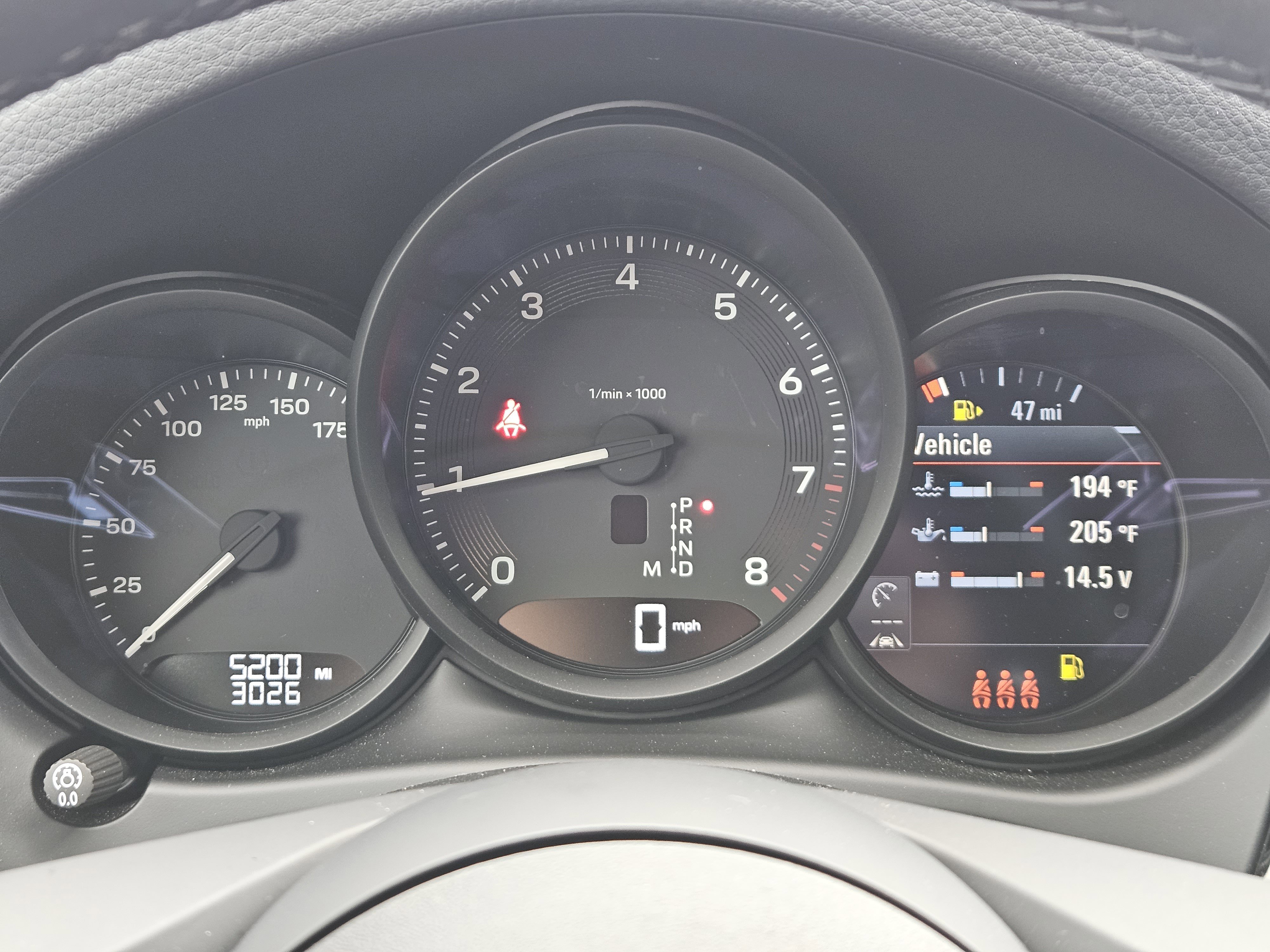 Certified 2025 Porsche Macan image 16