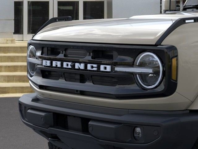 New 2025 Ford Bronco Outer Banks image 19