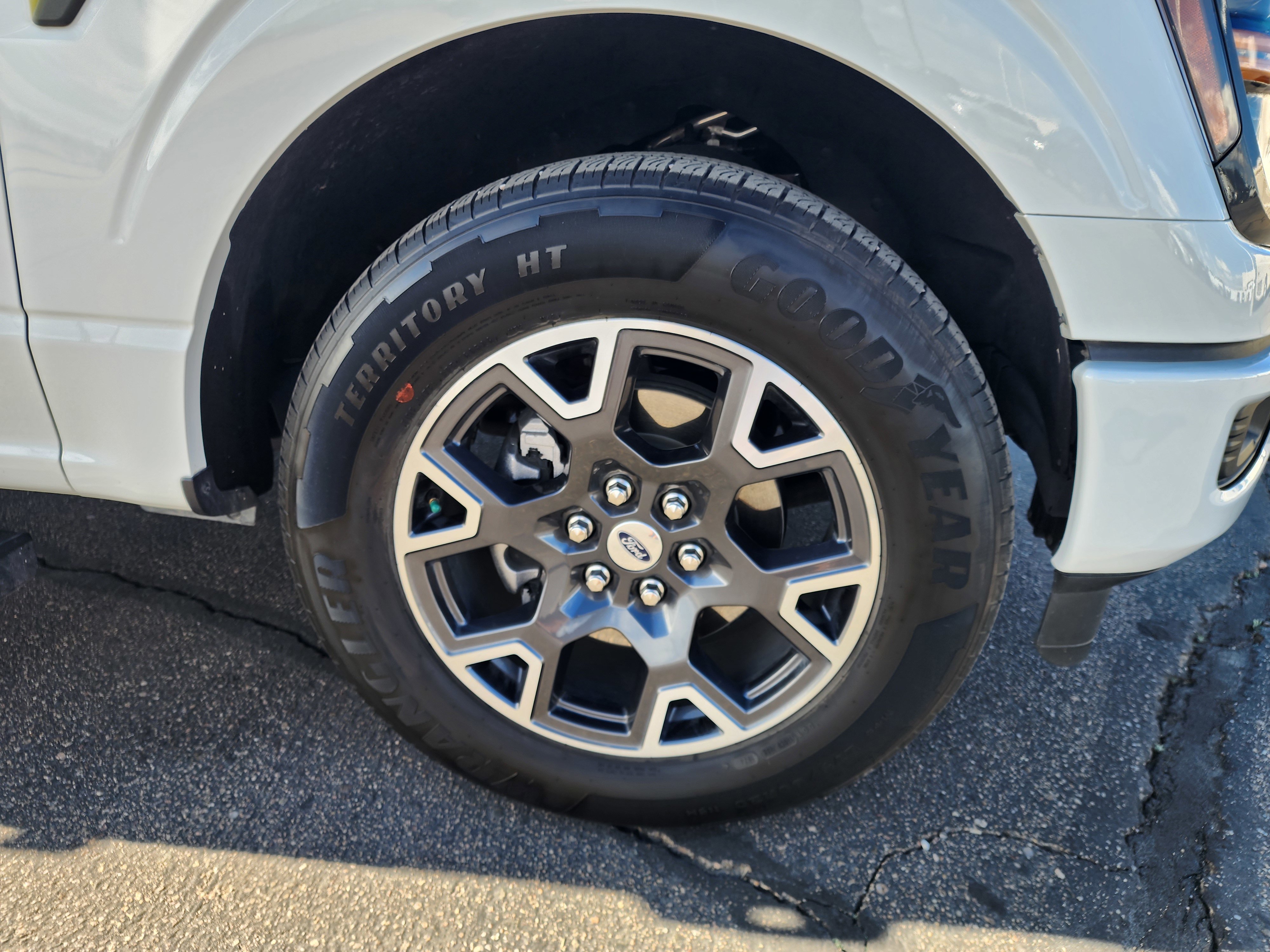 Used 2024 Ford F150 STX image 13