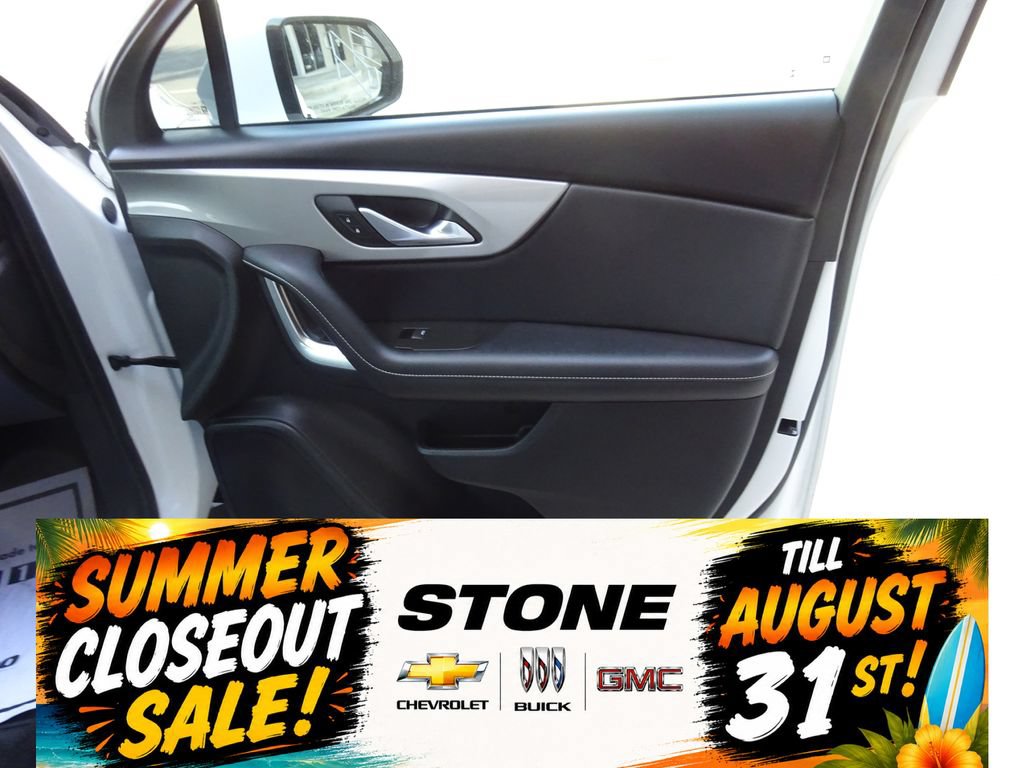 Certified 2024 Chevrolet Blazer LT w/ Convenience Package FWD image 28
