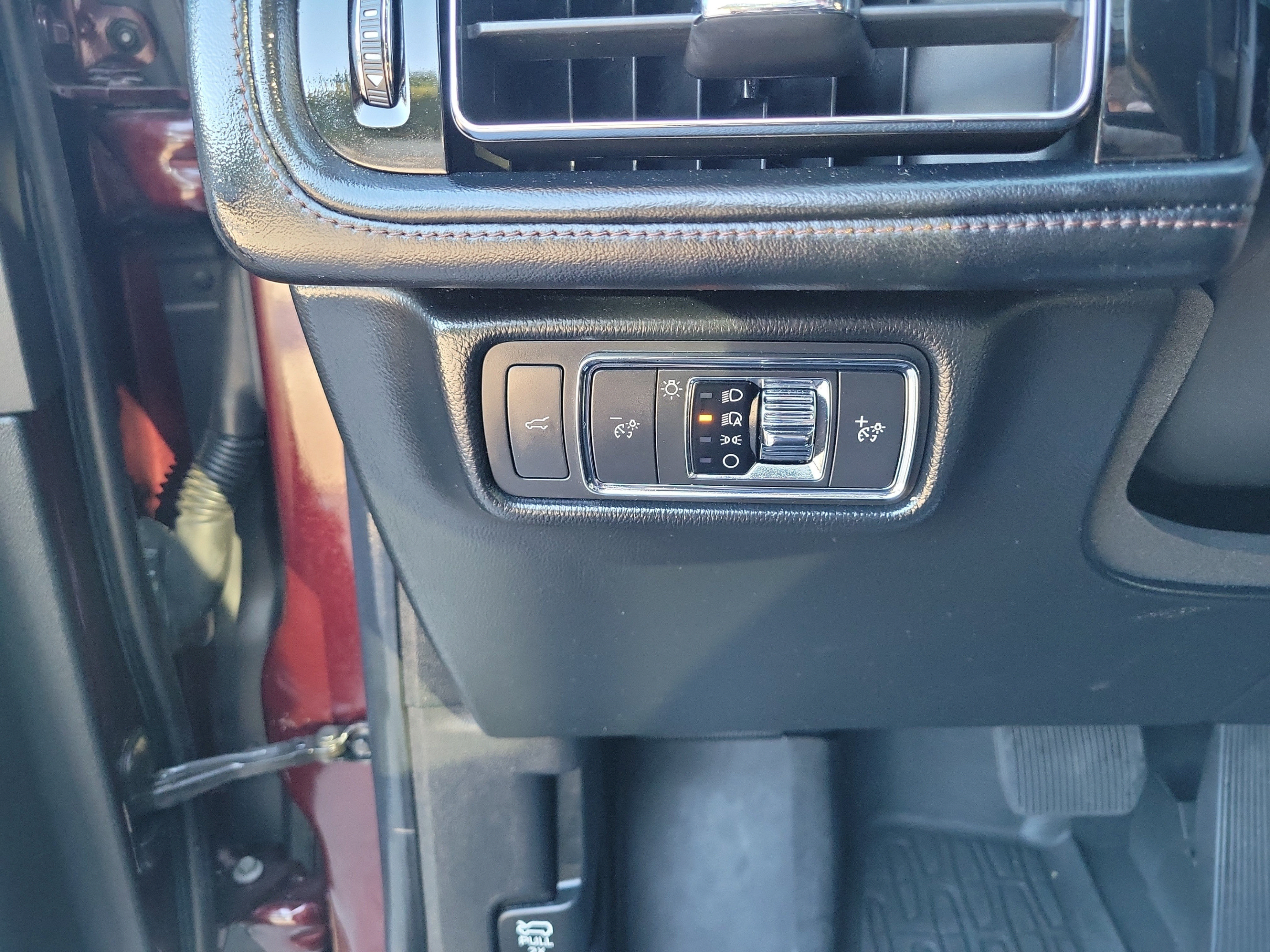 Used 2022 Lincoln Aviator Reserve w/ Equipment Group 201A AWD/4WD image 27