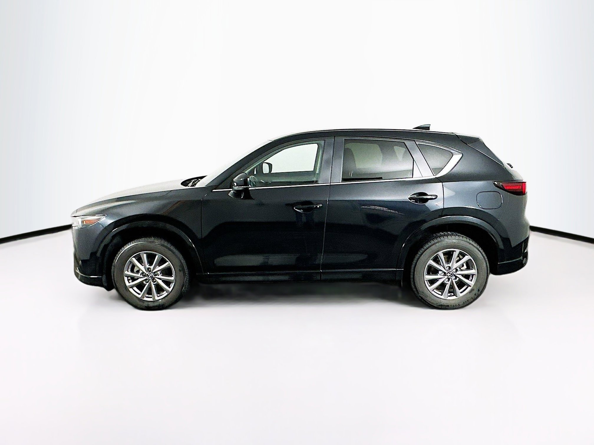 Used 2025 MAZDA CX-5 AWD 2.5 S w/ Preferred Package image 4