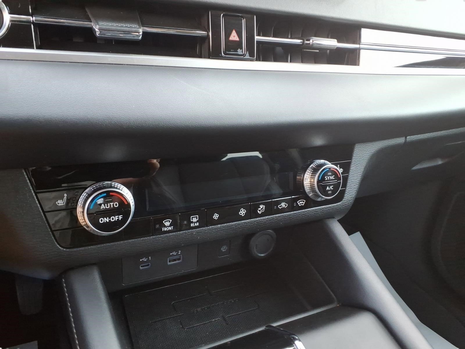 Used 2024 Mitsubishi Outlander SE image 19