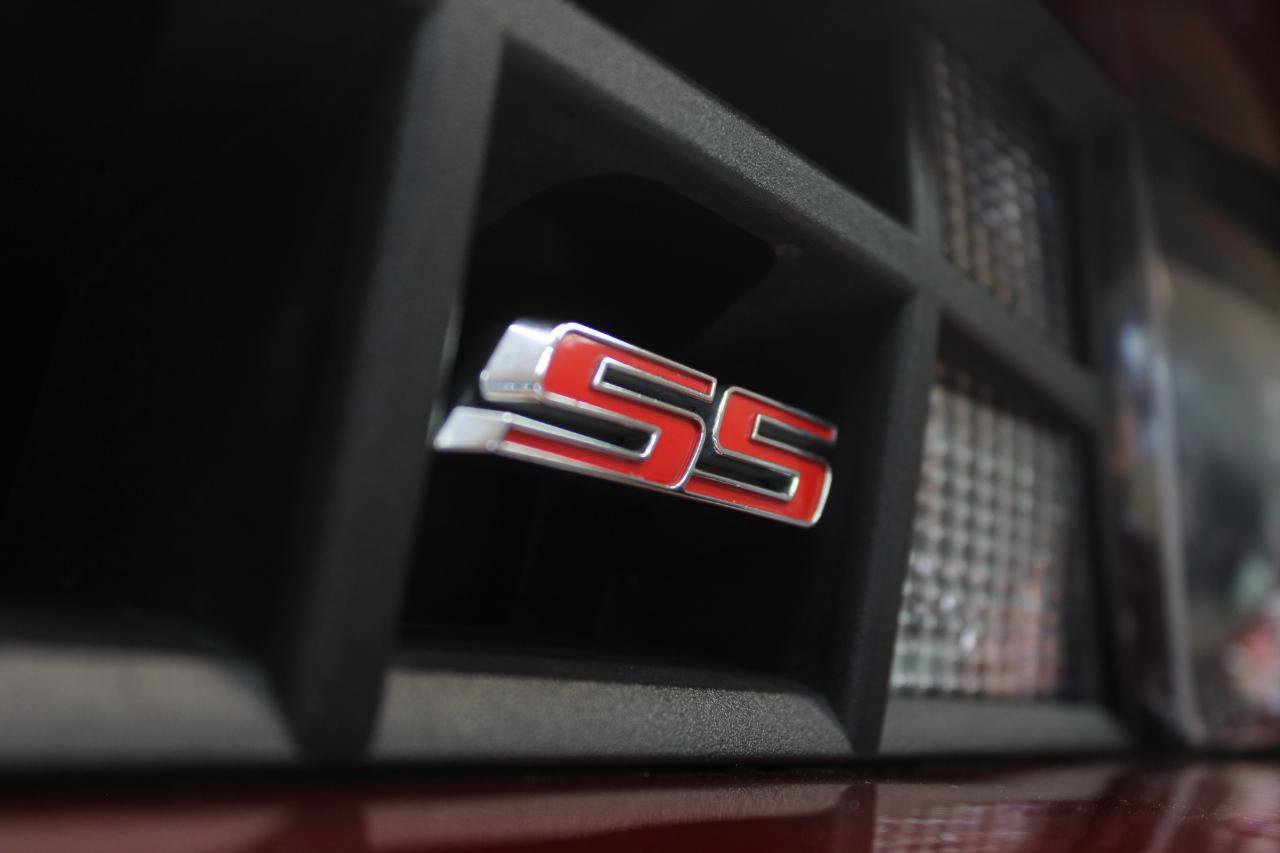 Used 2010 Chevrolet Camaro SS w/ LPO, Ground Effects Package image 14