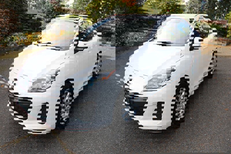 Used 2012 MAZDA MAZDA3 i Grand Touring w/ Tech Pkg