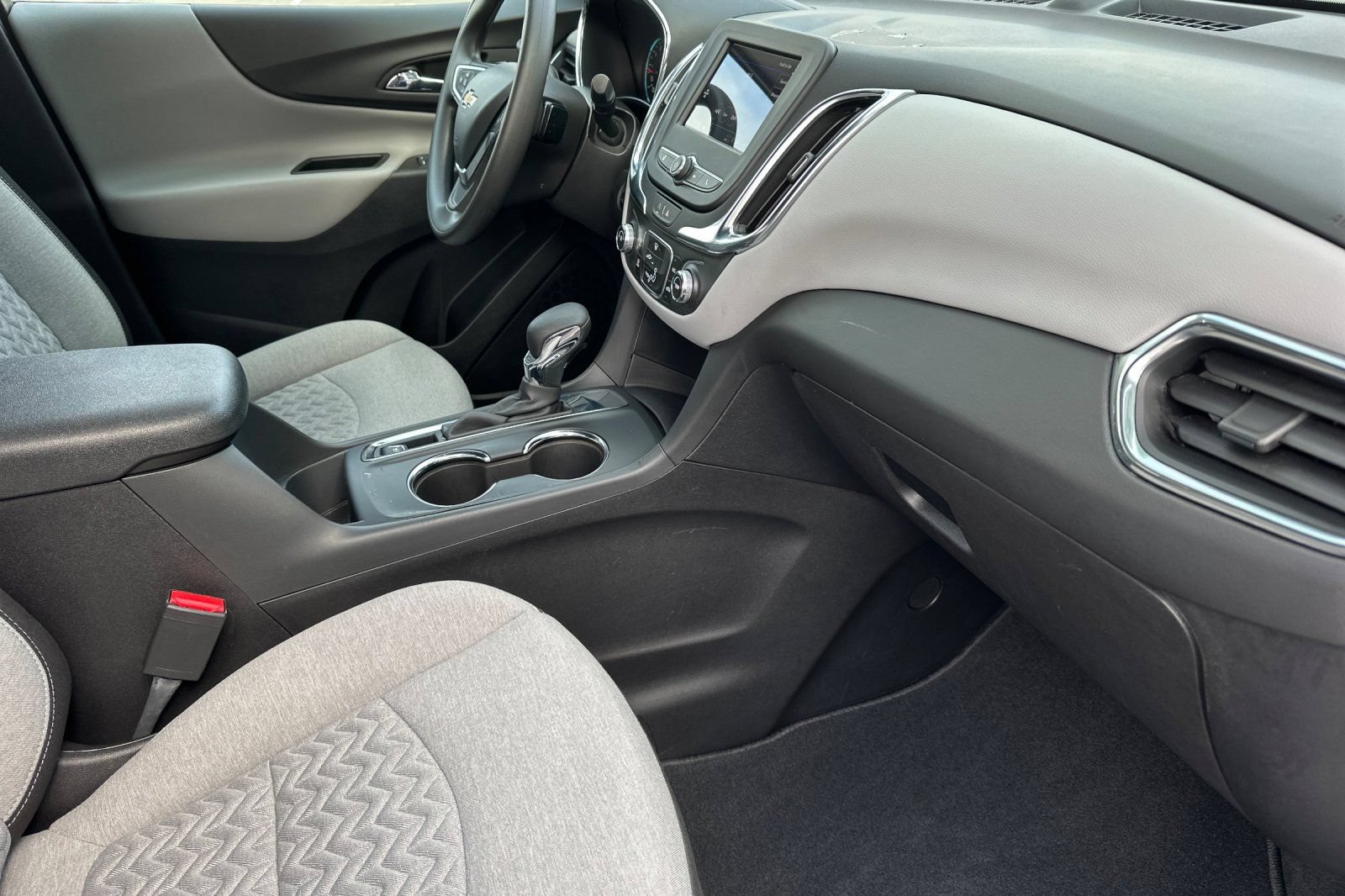 Used 2023 Chevrolet Equinox LS w/ LS Convenience Package FWD image 18