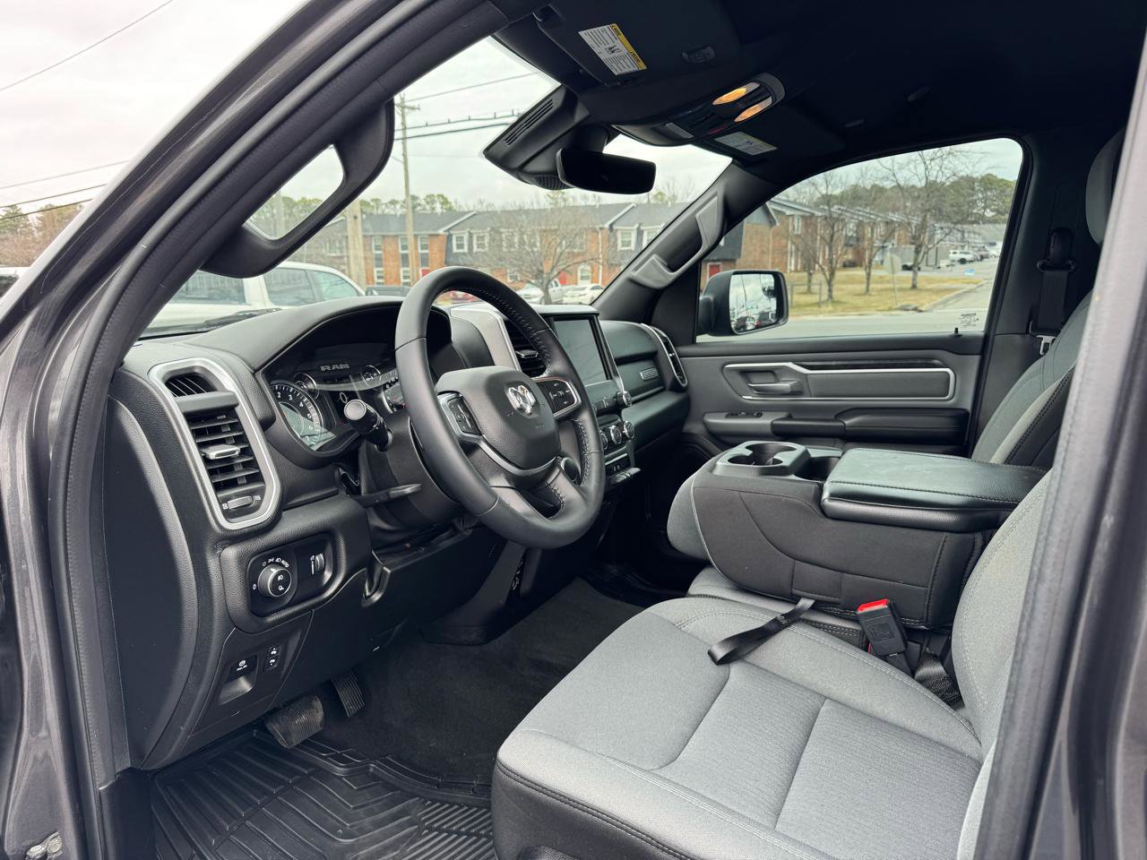 Used 2022 RAM 1500 Big Horn AWD/4WD image 17