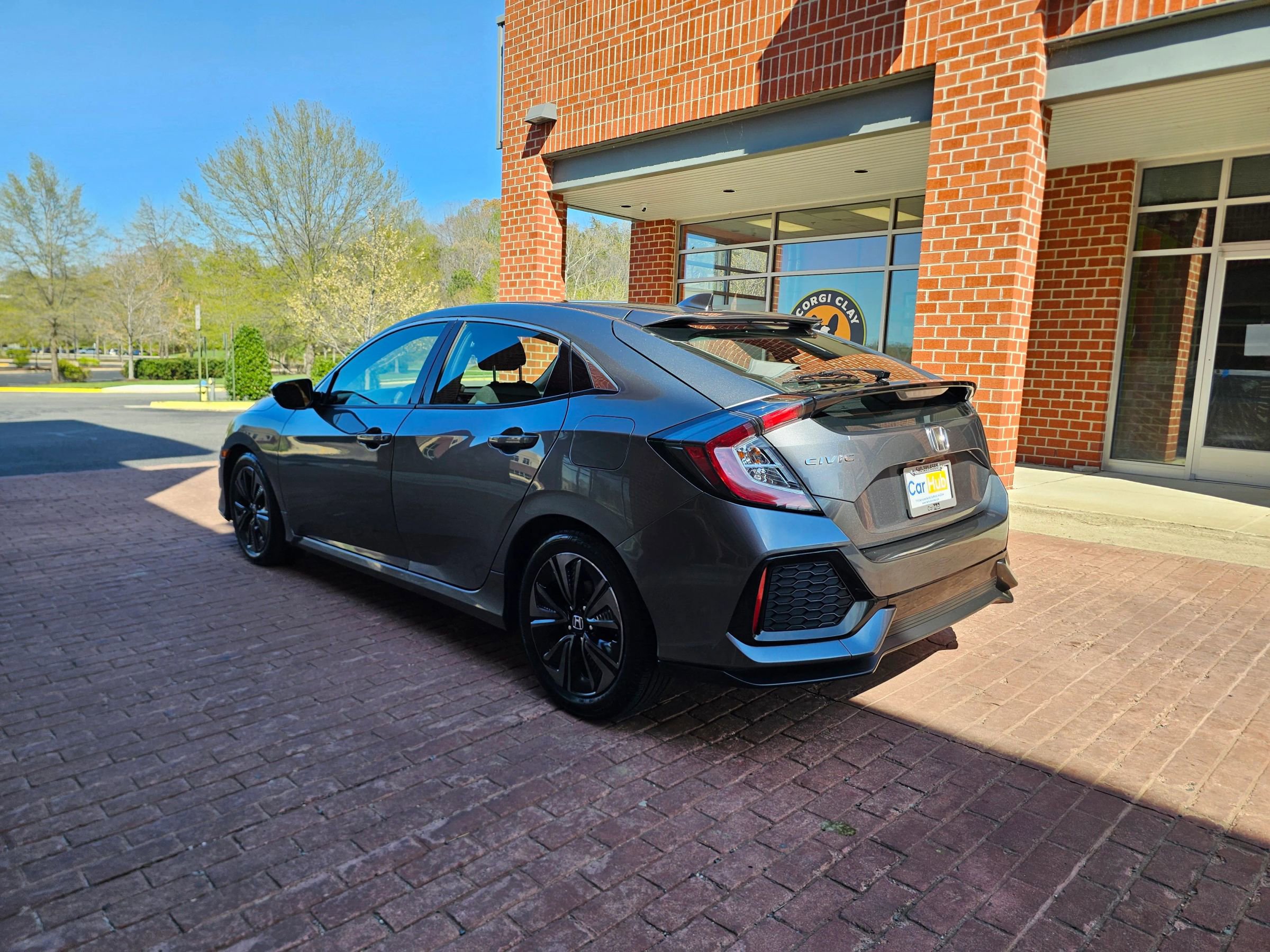 Used 2017 Honda Civic EX image 4