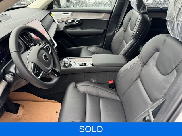 New 2026 Volvo XC90 T8 Ultra image 2