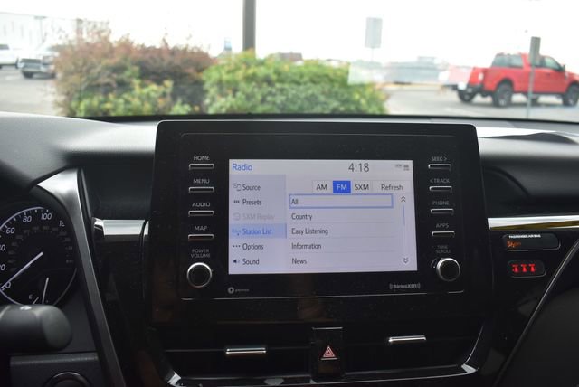 Used 2023 Toyota Camry SE w/ Convenience Package FWD image 31