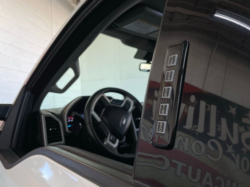 Used 2020 Ford F350 Lariat w/ Lariat Ultimate Package image 17