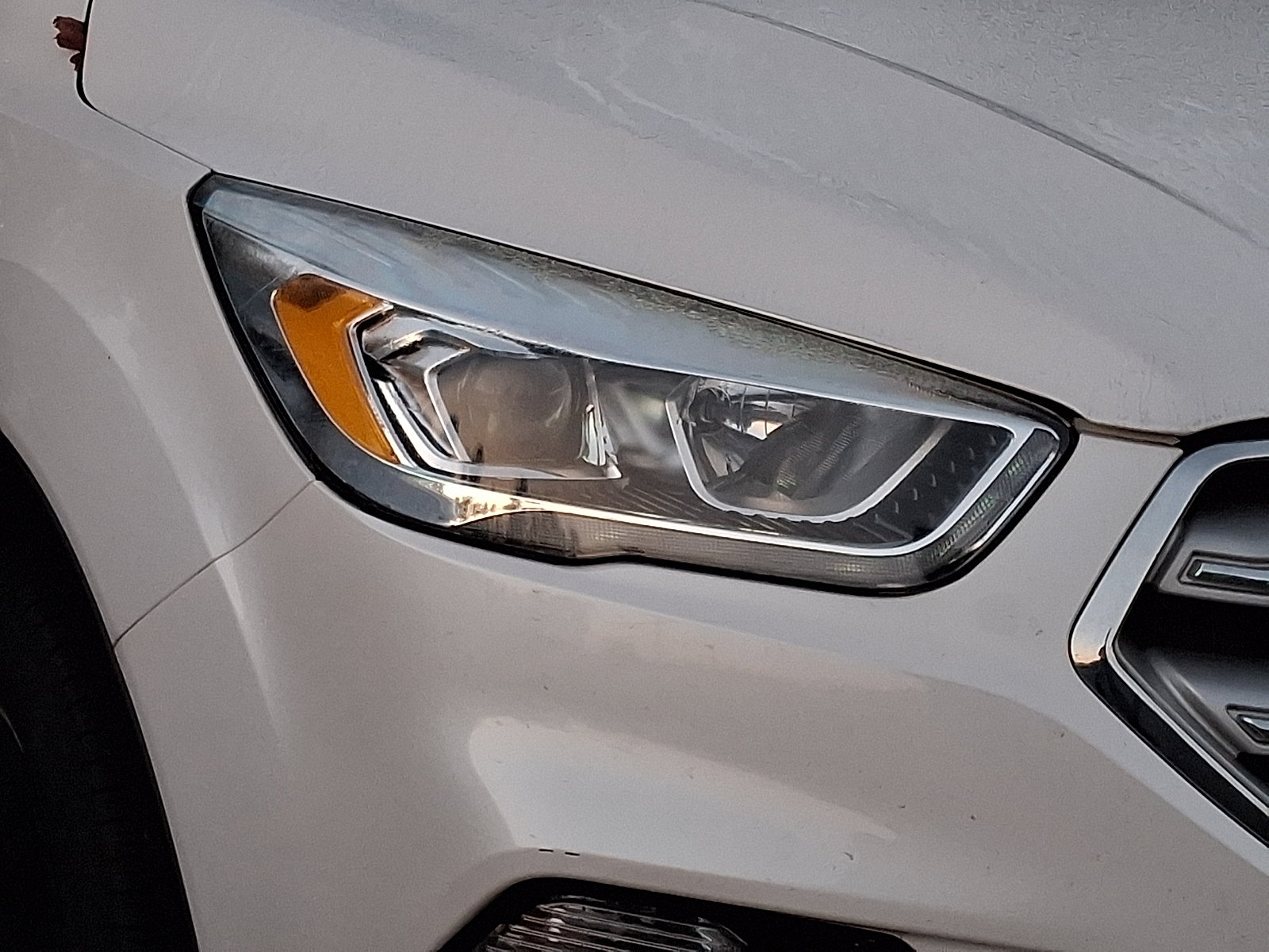 Used 2018 Ford Escape SEL AWD/4WD image 7
