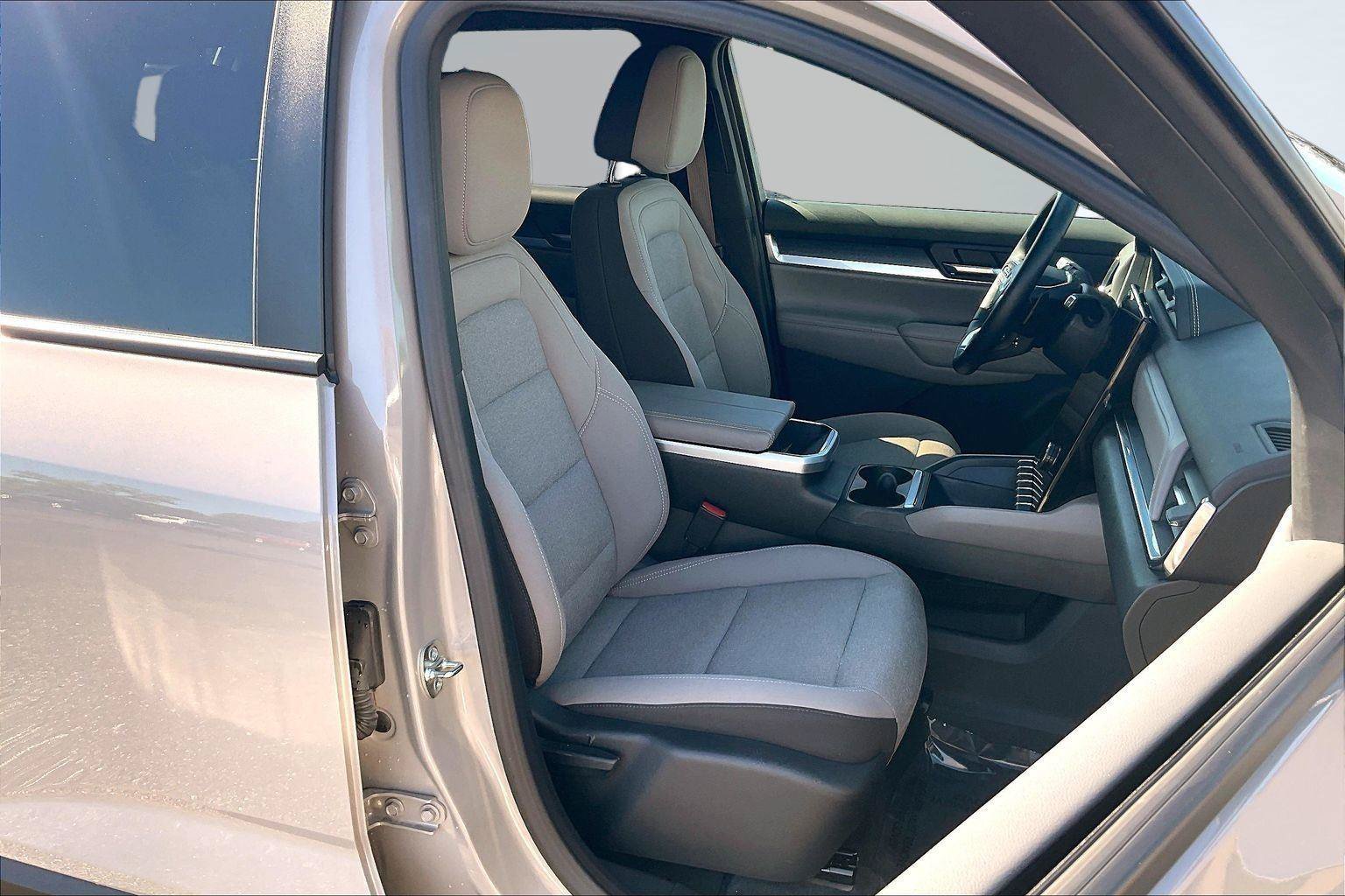 Used 2026 GMC Terrain Elevation FWD image 8