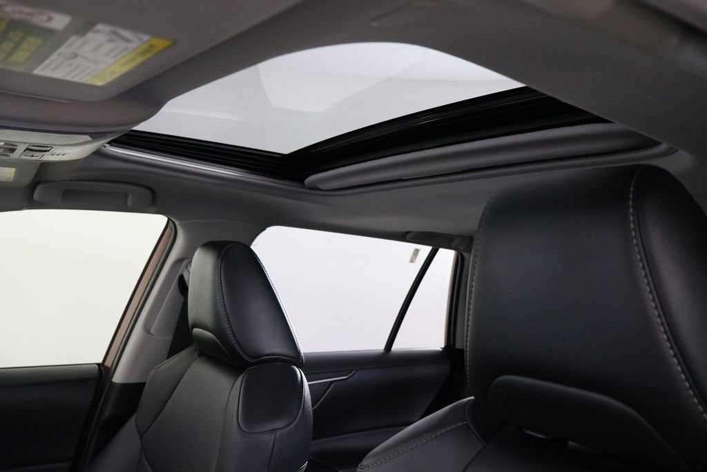 Used 2025 Toyota RAV4 XLE Premium image 26