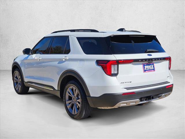 Used 2025 Ford Explorer Active w/ Active Comfort Package image 8