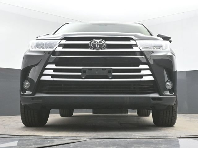 Used 2018 Toyota Highlander XLE w/ Protection Package #3 AWD/4WD image 47