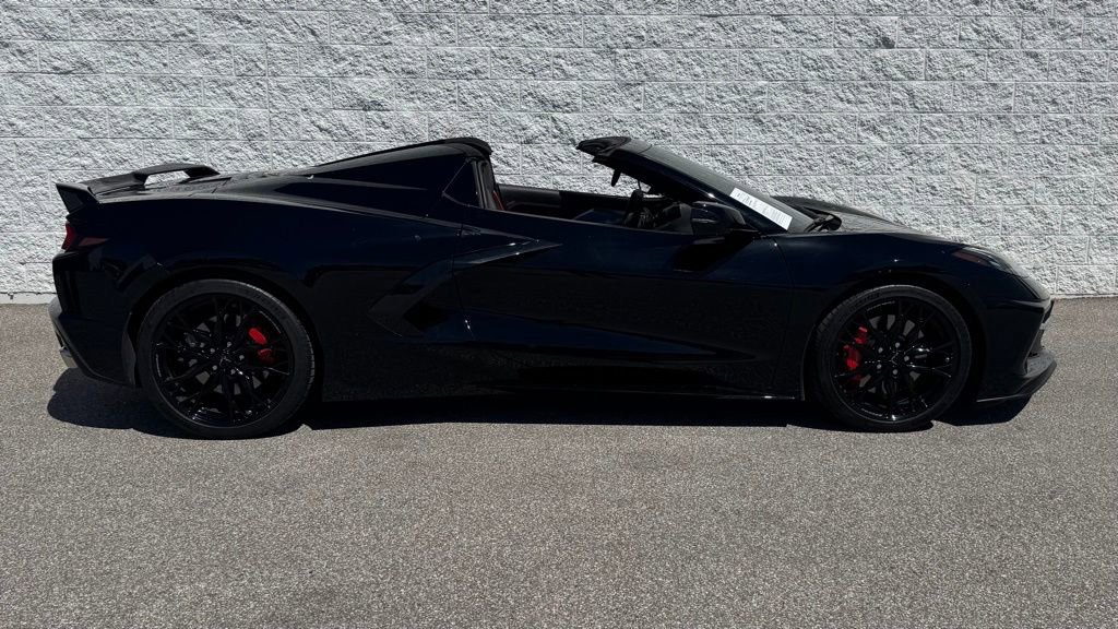 Used 2023 Chevrolet Corvette Stingray Premium Conv w/ Z51 Performance Package RWD image 24