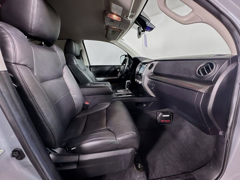 Used 2021 Toyota Tundra SR5 RWD image 32