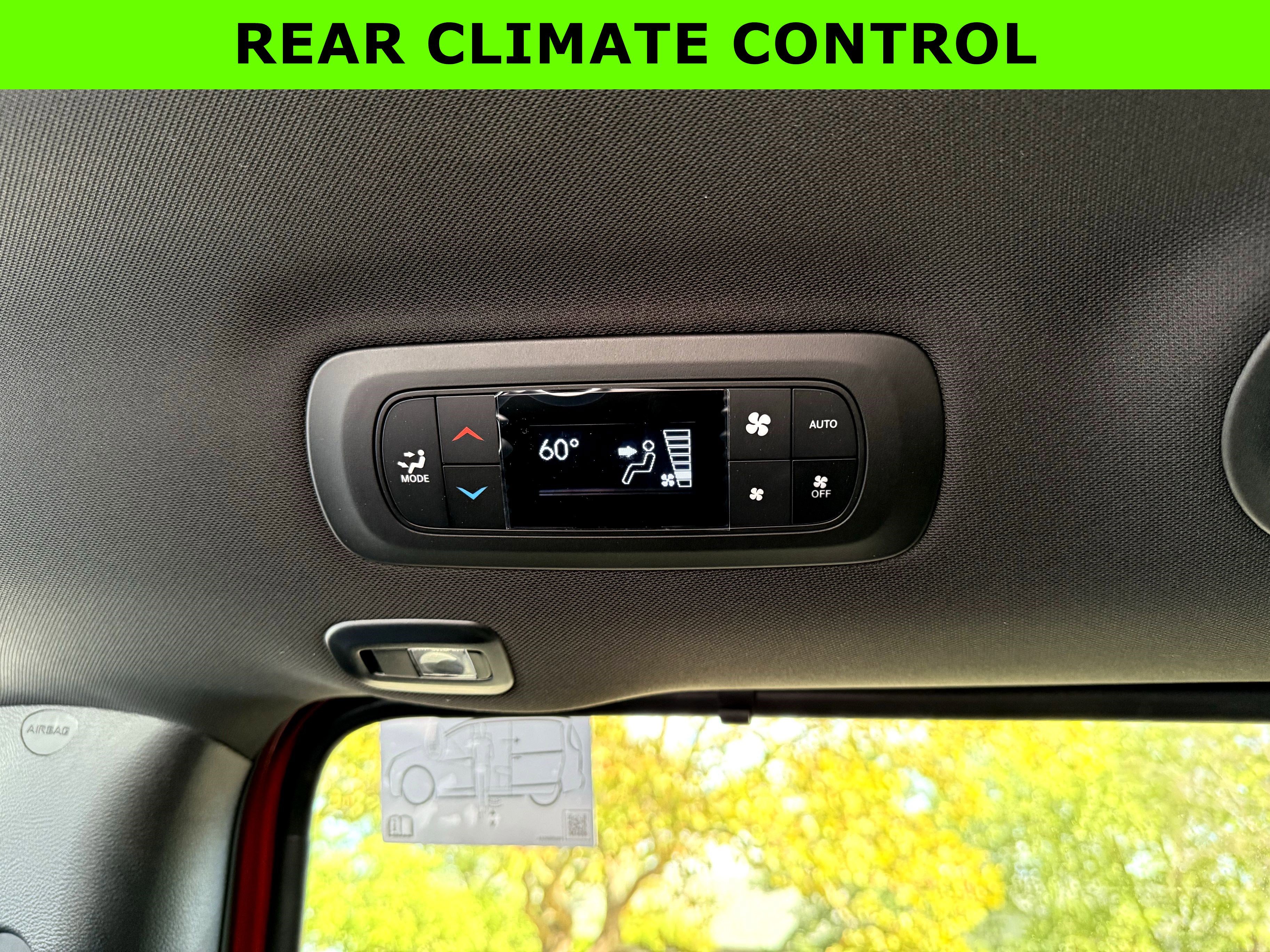 New 2026 Chrysler Pacifica Limited image 39