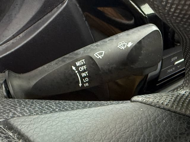 Used 2015 Toyota Corolla L FWD image 12