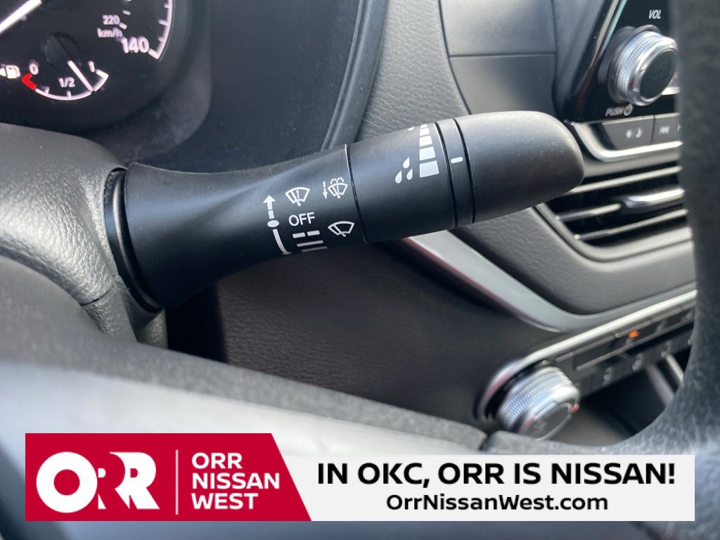 Used 2024 Nissan Altima 2.5 S image 29