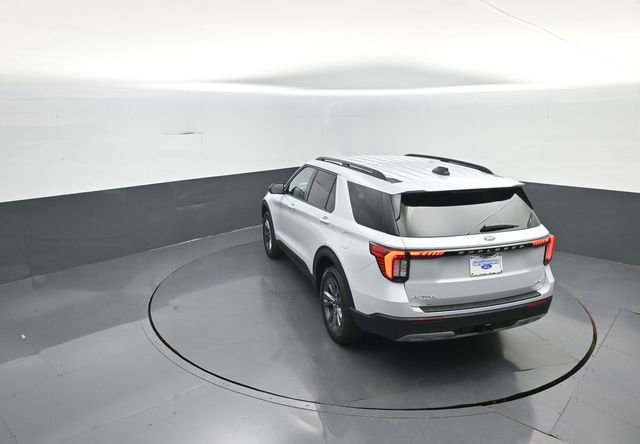 New 2026 Ford Explorer Active w/ Active Comfort Package image 27