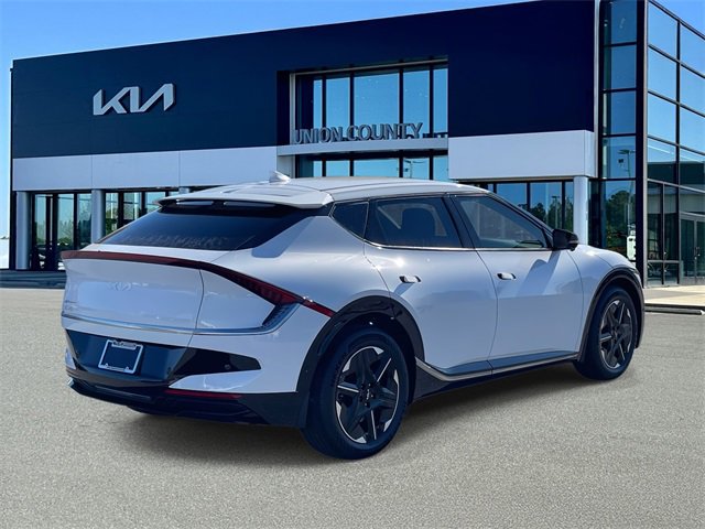 New 2025 Kia EV6 Wind image 6