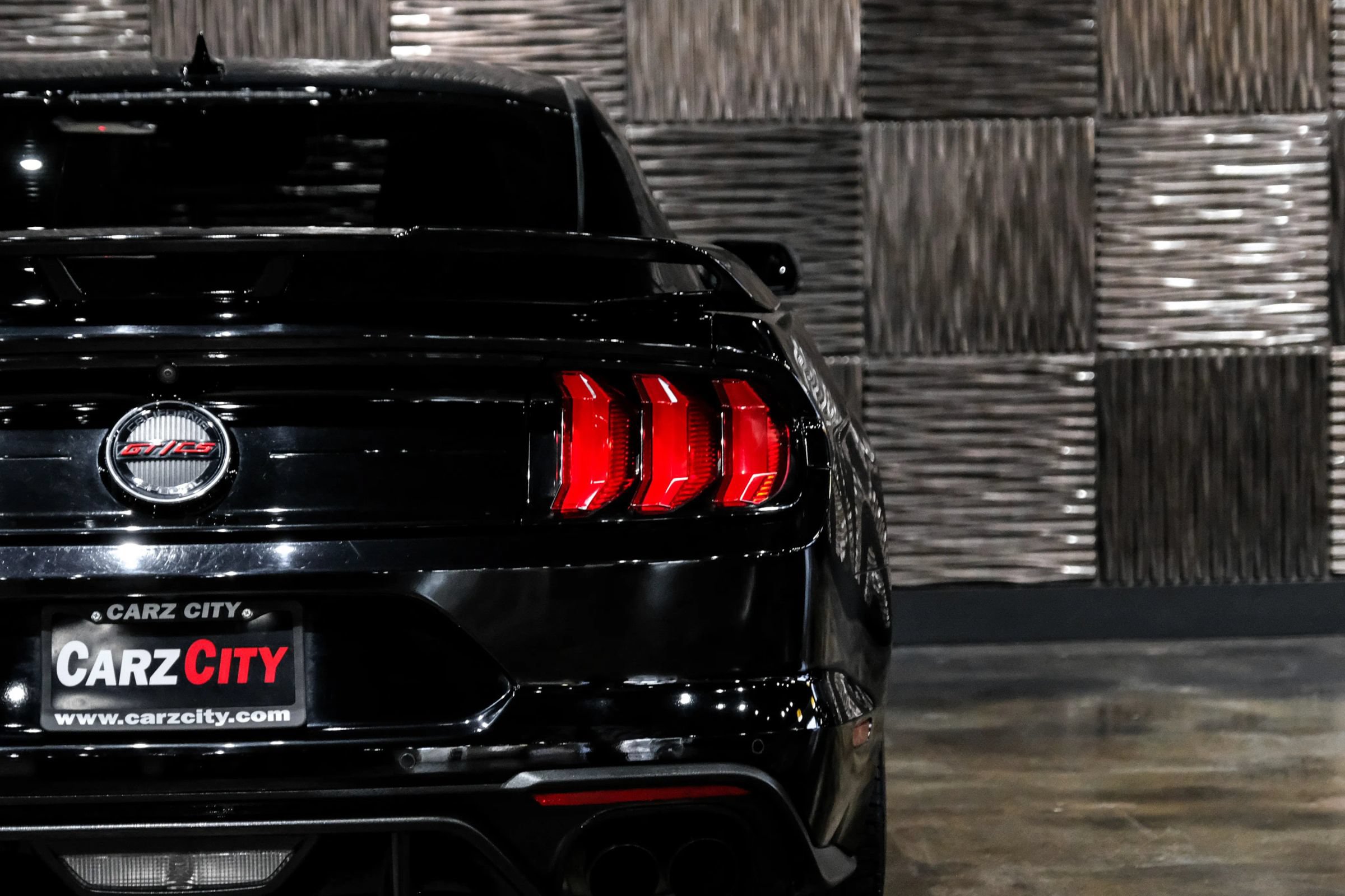 Used 2022 Ford Mustang GT Premium w/ Equipment Group 401A RWD image 36