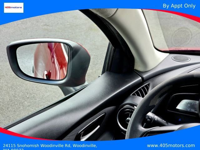 Used 2019 Toyota Yaris LE image 14