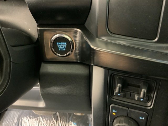 Used 2024 Ford F350 Lariat w/ Camper Package image 28