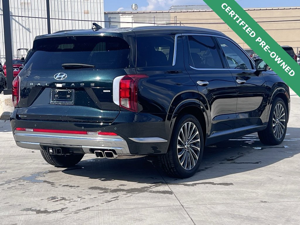 Used 2024 Hyundai Palisade Calligraphy image 3