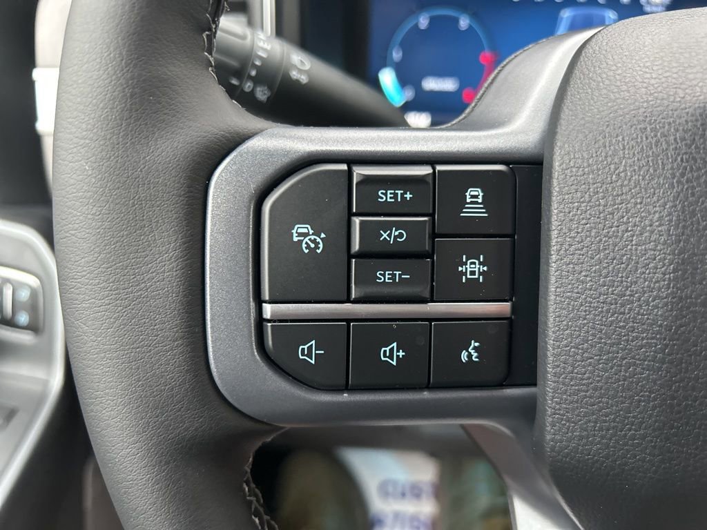 New 2026 Ford F350 Lariat w/ Black Appearance Package image 18