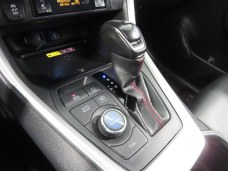 Used 2022 Toyota RAV4 XSE w/ Weather Package AWD/4WD image 30
