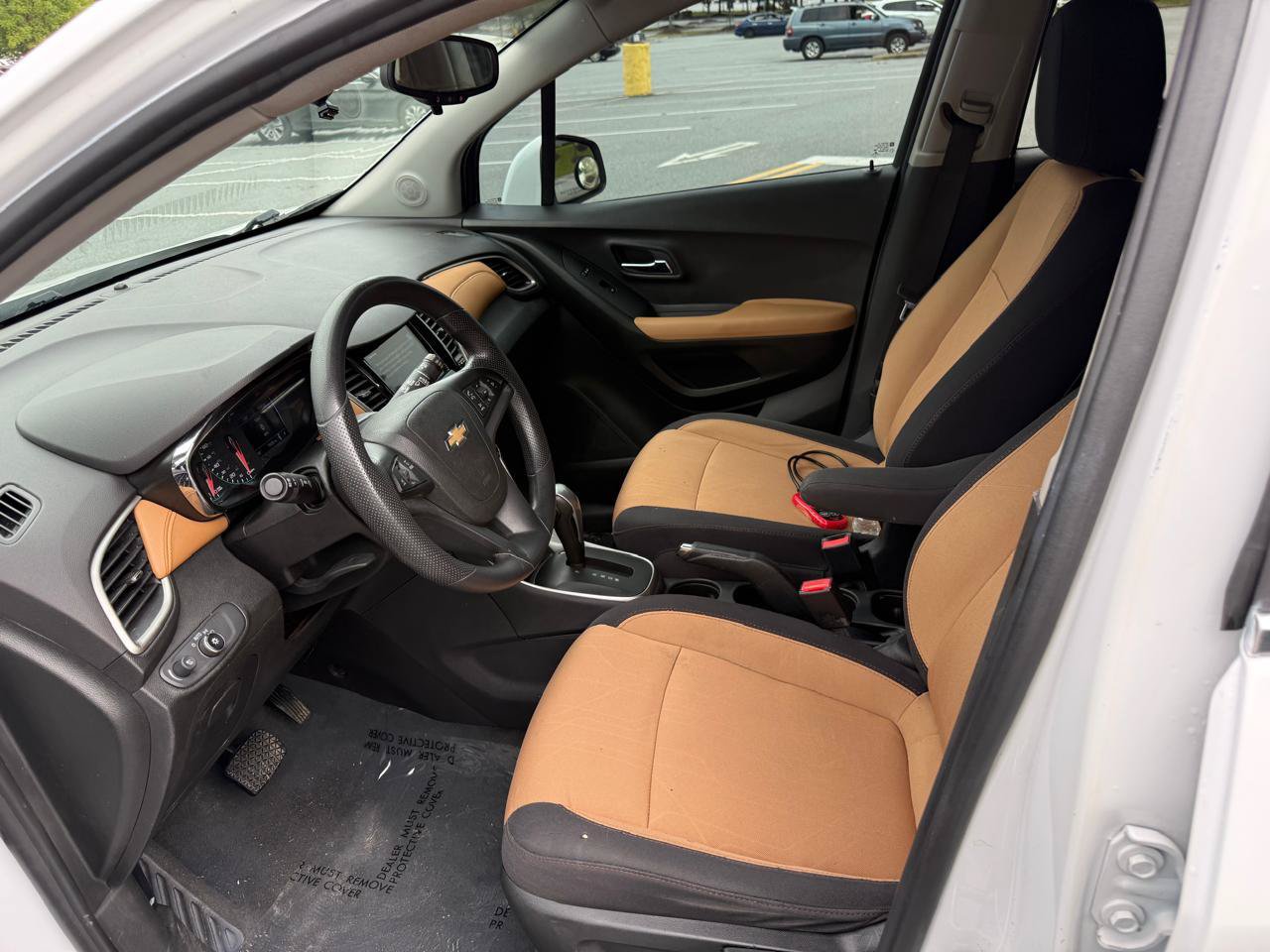 Used 2019 Chevrolet Trax LT FWD image 10