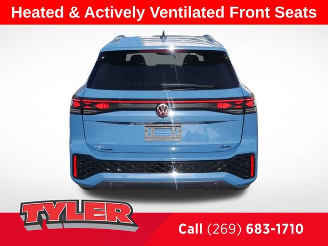 Used 2025 Volkswagen Tiguan SEL R-Line AWD/4WD image 7