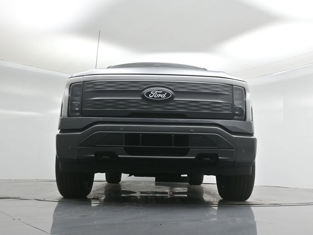 New 2025 Ford F150 Lightning Lariat image 47