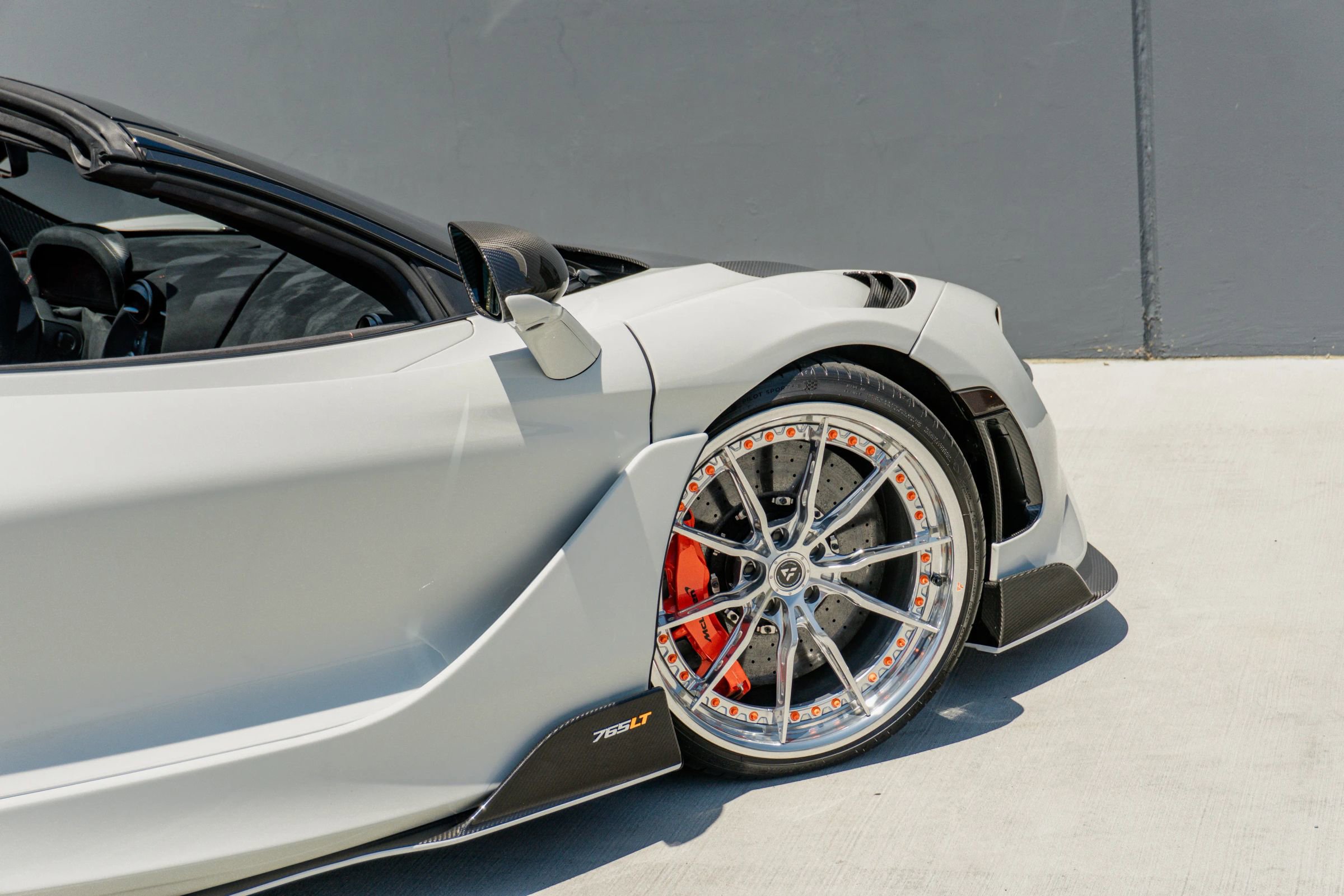 Used 2022 McLaren 765LT RWD image 51