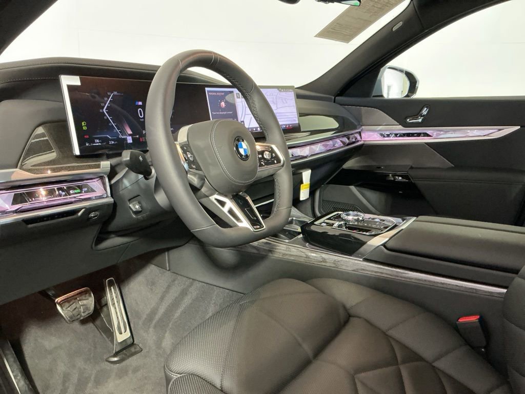 Certified 2025 BMW 740i w/ Premium Package image 21