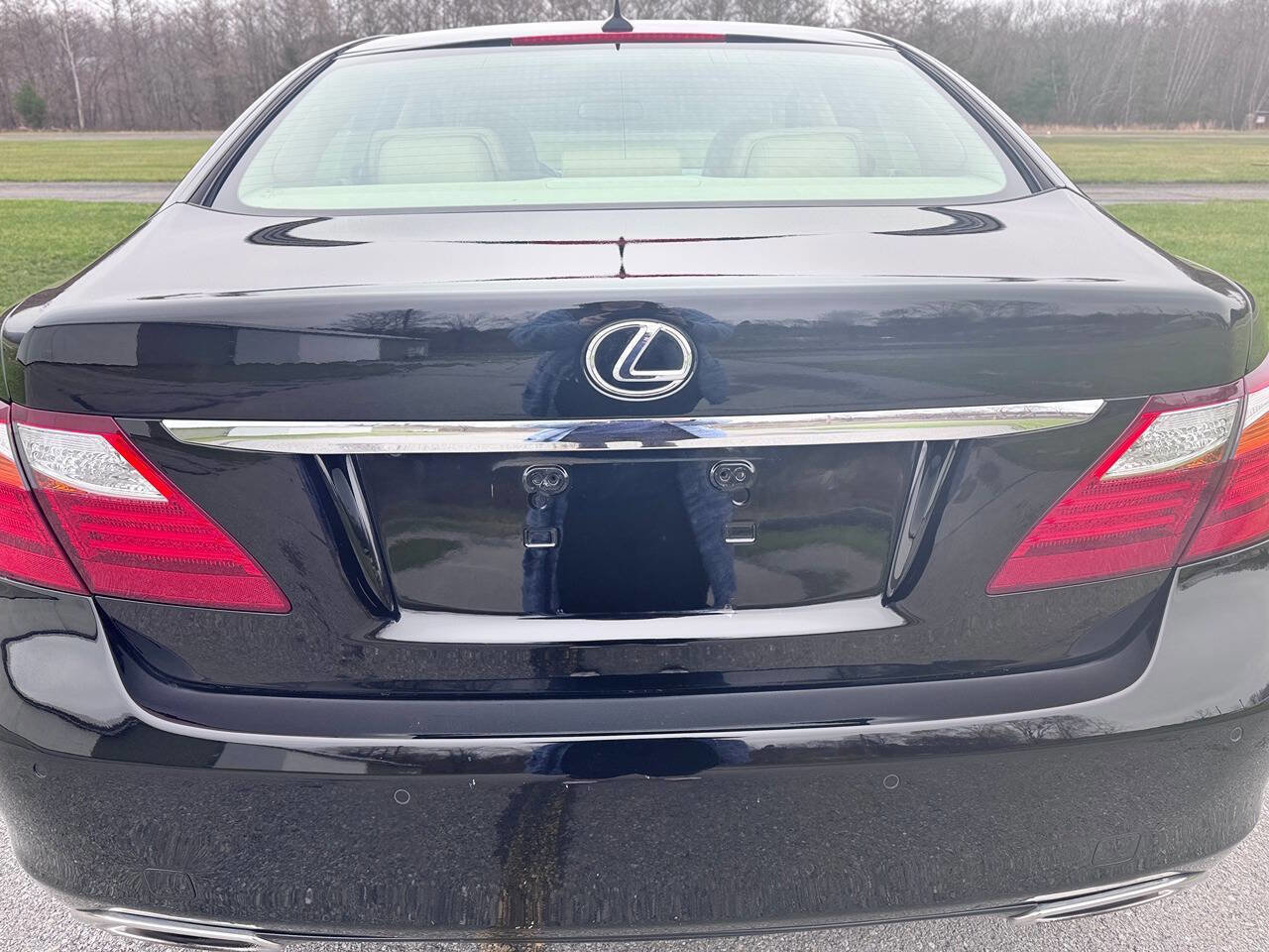 Used 2012 Lexus LS 460 AWD w/ Comfort Plus Pkg image 13