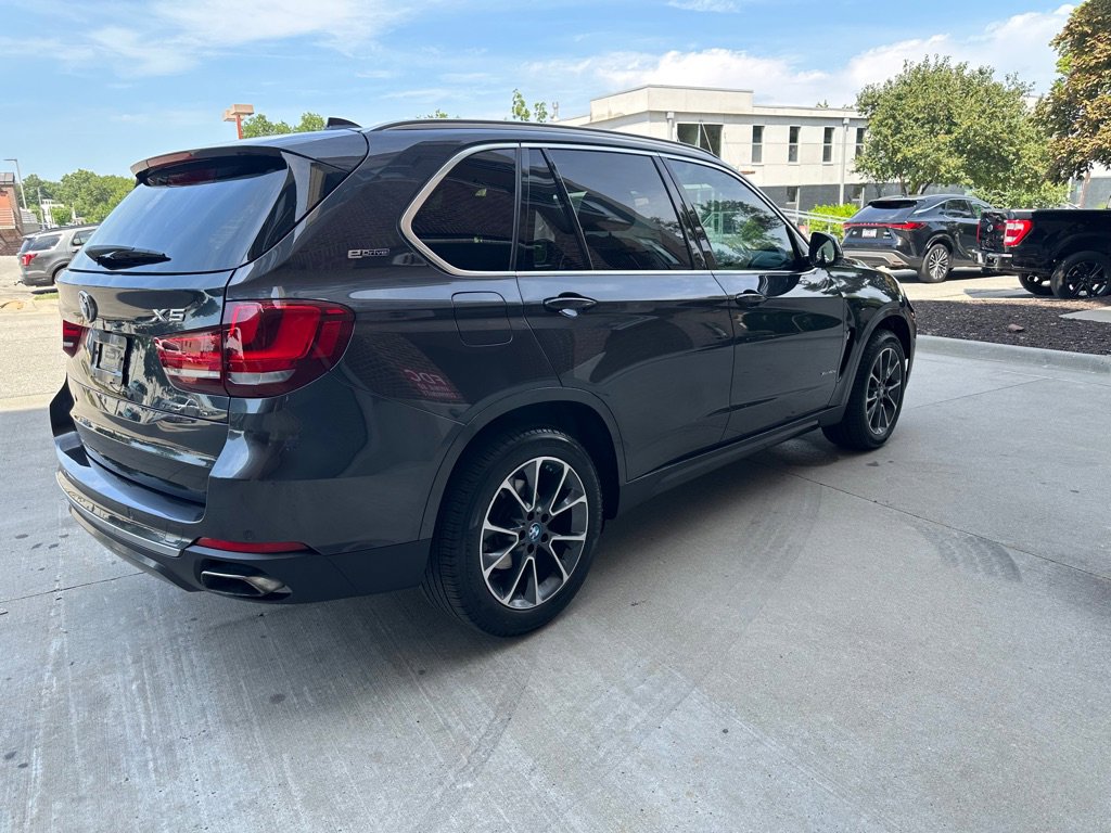 Used 2018 BMW X5 xDrive40e image 7