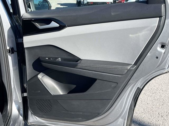 Used 2024 Volkswagen Taos S image 21