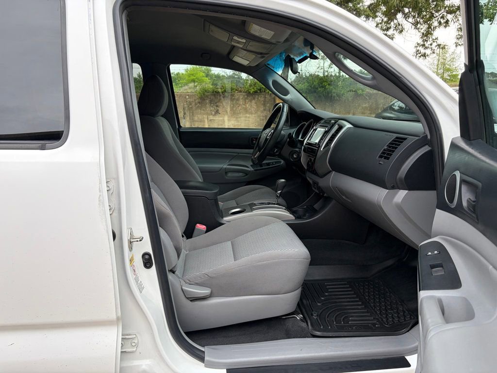 Used 2015 Toyota Tacoma 4x4 Double Cab w/ SR5 Package image 30