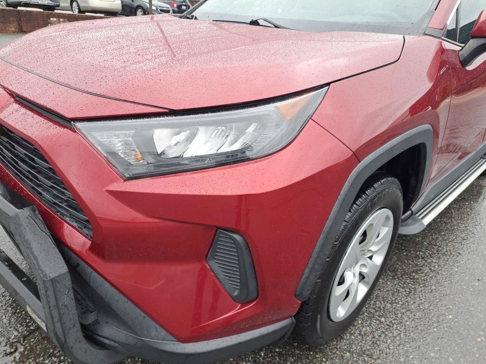 Used 2019 Toyota RAV4 LE w/ All Weather Liner Package AWD/4WD image 27