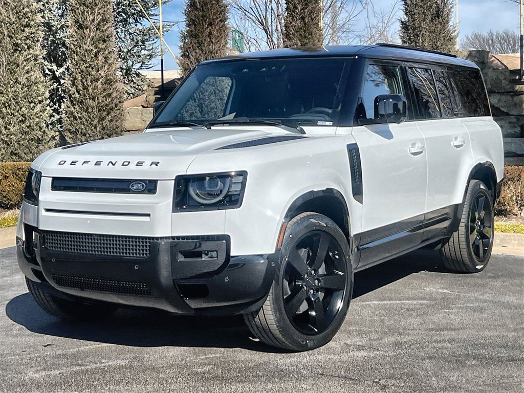 New 2026 Land Rover Defender 130 X-Dynamic SE