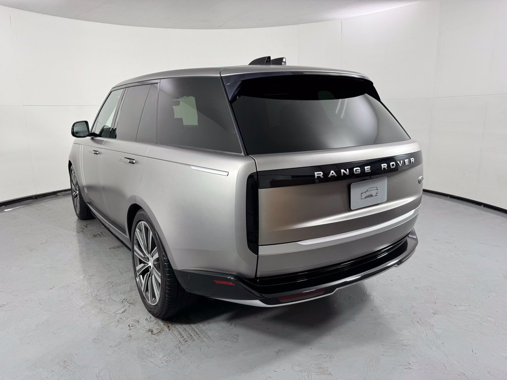 Used 2023 Land Rover Range Rover Autobiography AWD/4WD image 7
