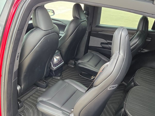 Used 2023 Tesla Model X Plaid image 19