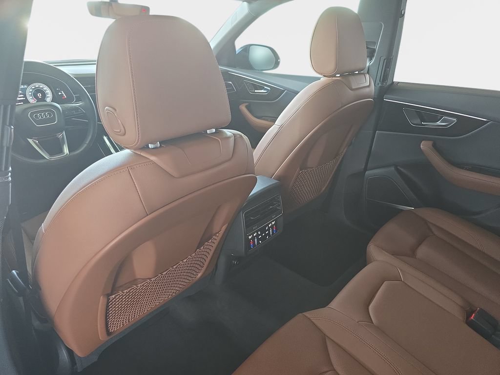 Used 2023 Audi Q8 Premium Plus w/ Premium Plus Package AWD/4WD image 10